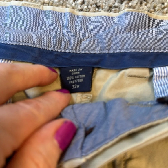 J Crew Khaki Shorts, Size 32 - Picture 3 of 6